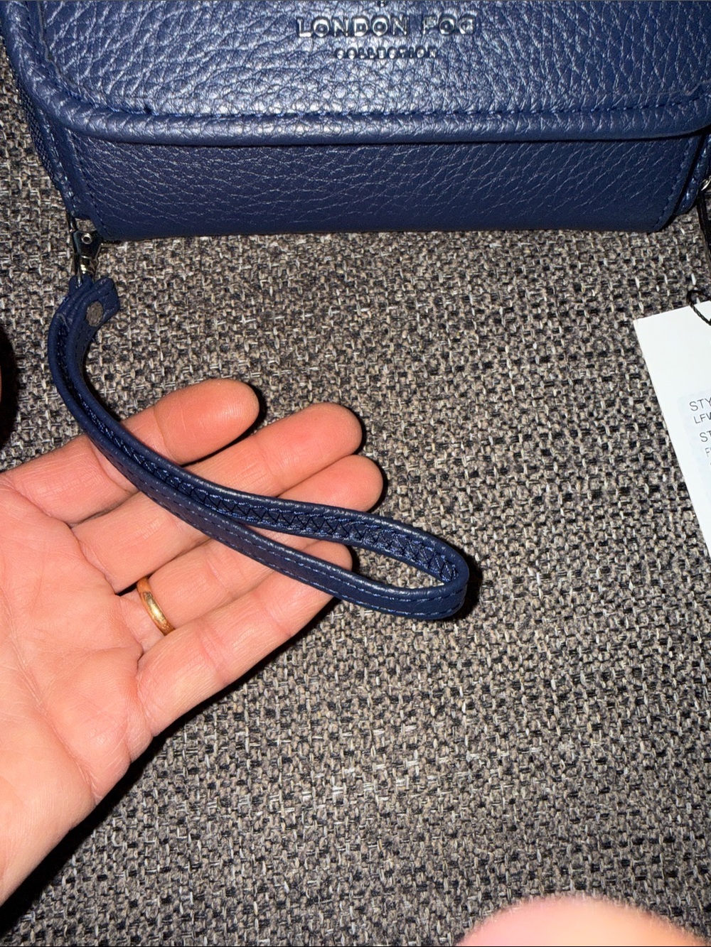 London Fog Navy Pebbled Wristlet Wallet - Picture 7 of 8